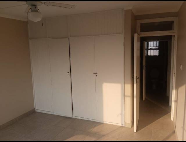 2.5 BEDROOM APARTMENT FOR SALE IN BULWER